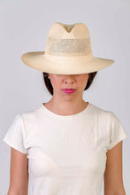 Fedora calado natural