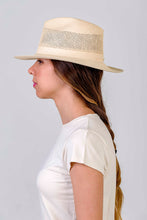 Fedora calado natural